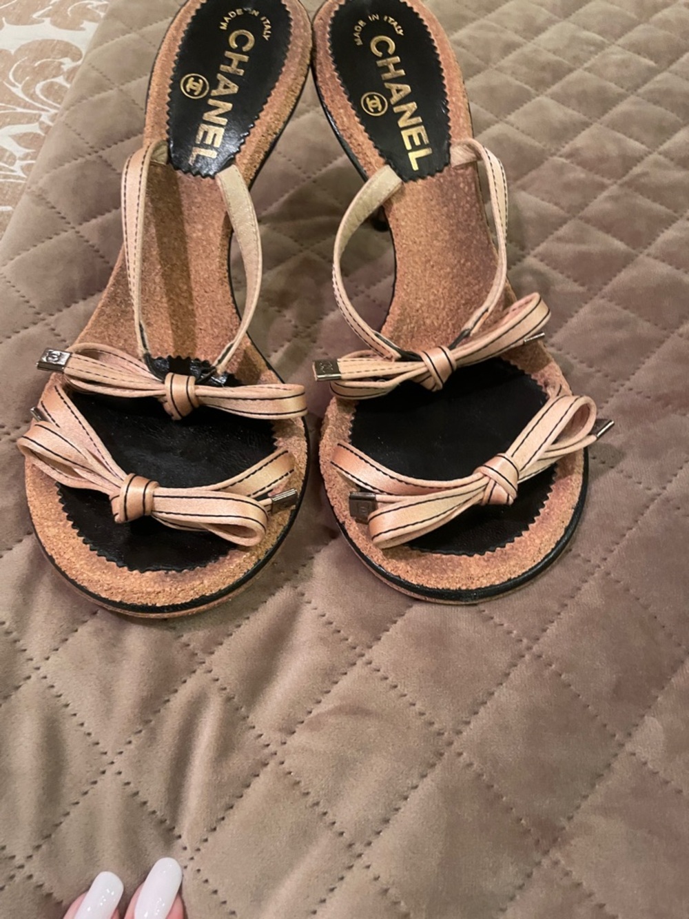 CHANEL Pink Leather Bow Slingback Heels - Picture 5 of 6